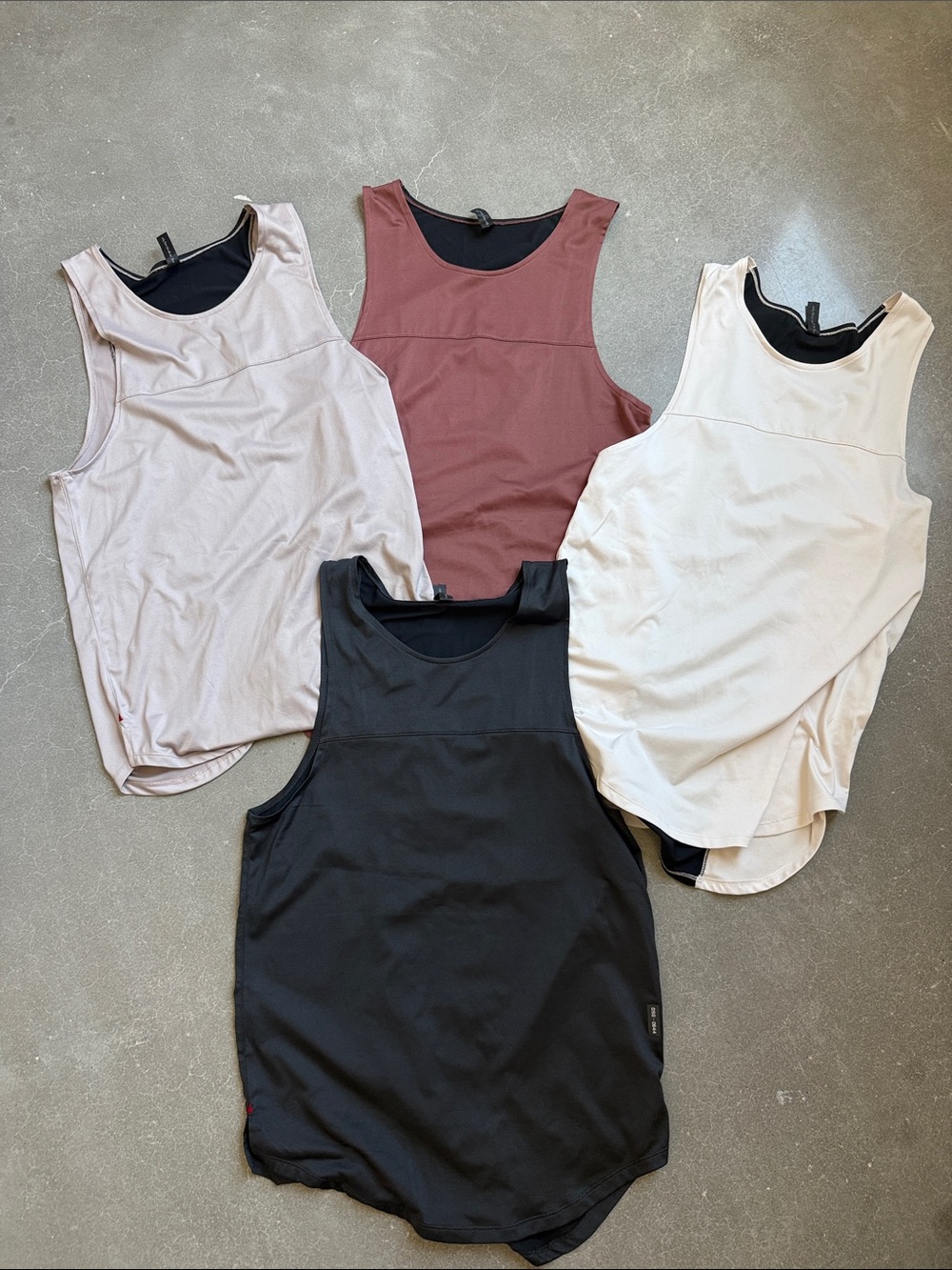 ASRV workout tank top bundle of 4. Black Cream Red Beige size Small